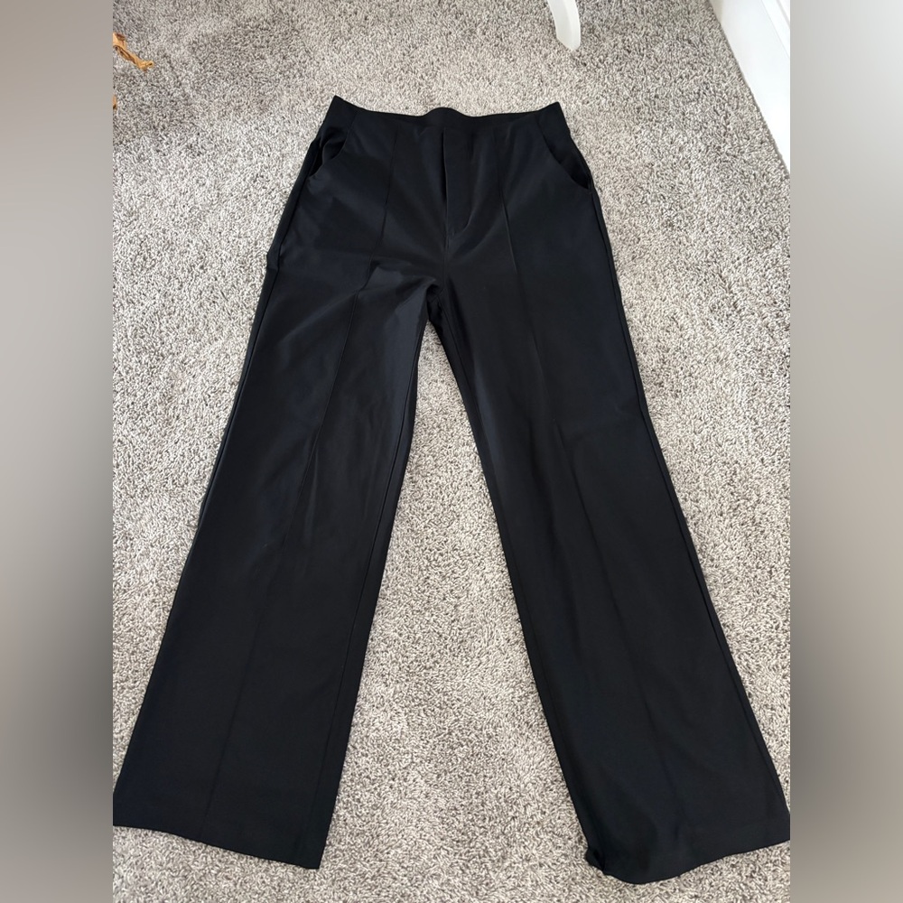 Vuori black Performance Pants